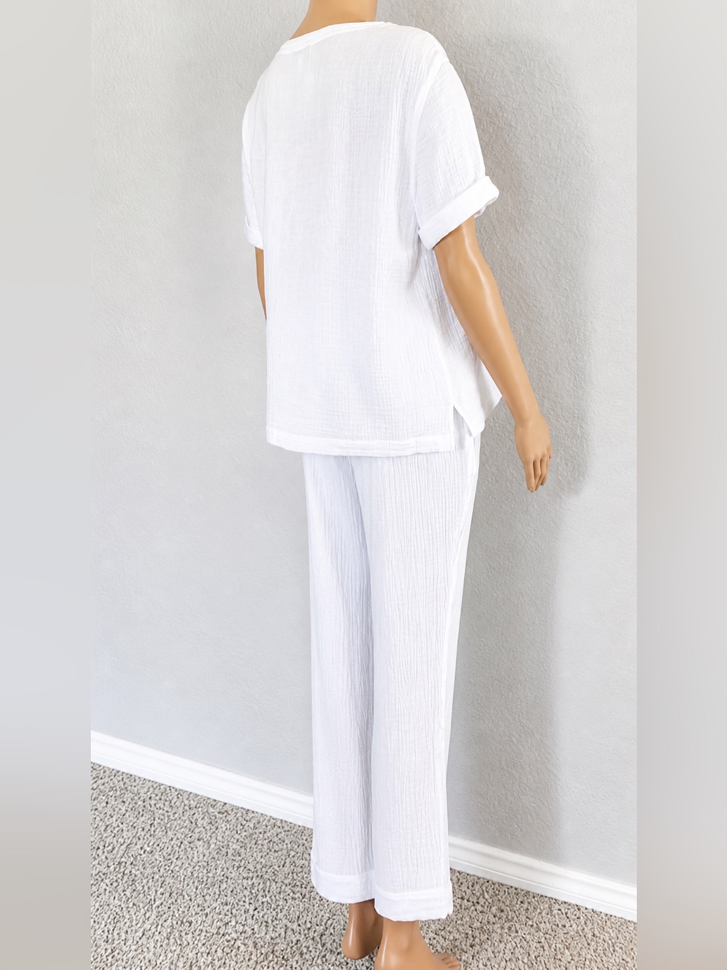 Neiman Marcus Organic Gauze Lounge Set - Small — image 6 of 8